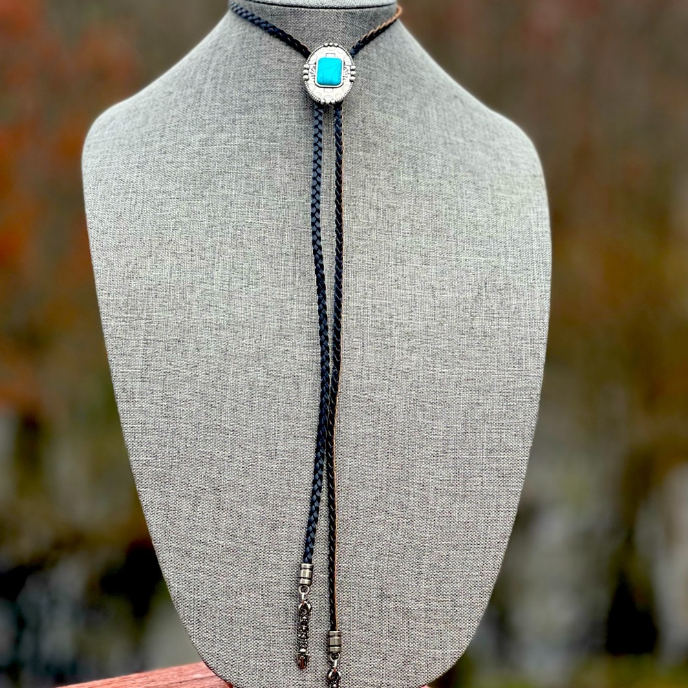 Classic bolo toe necklace southwest Americana